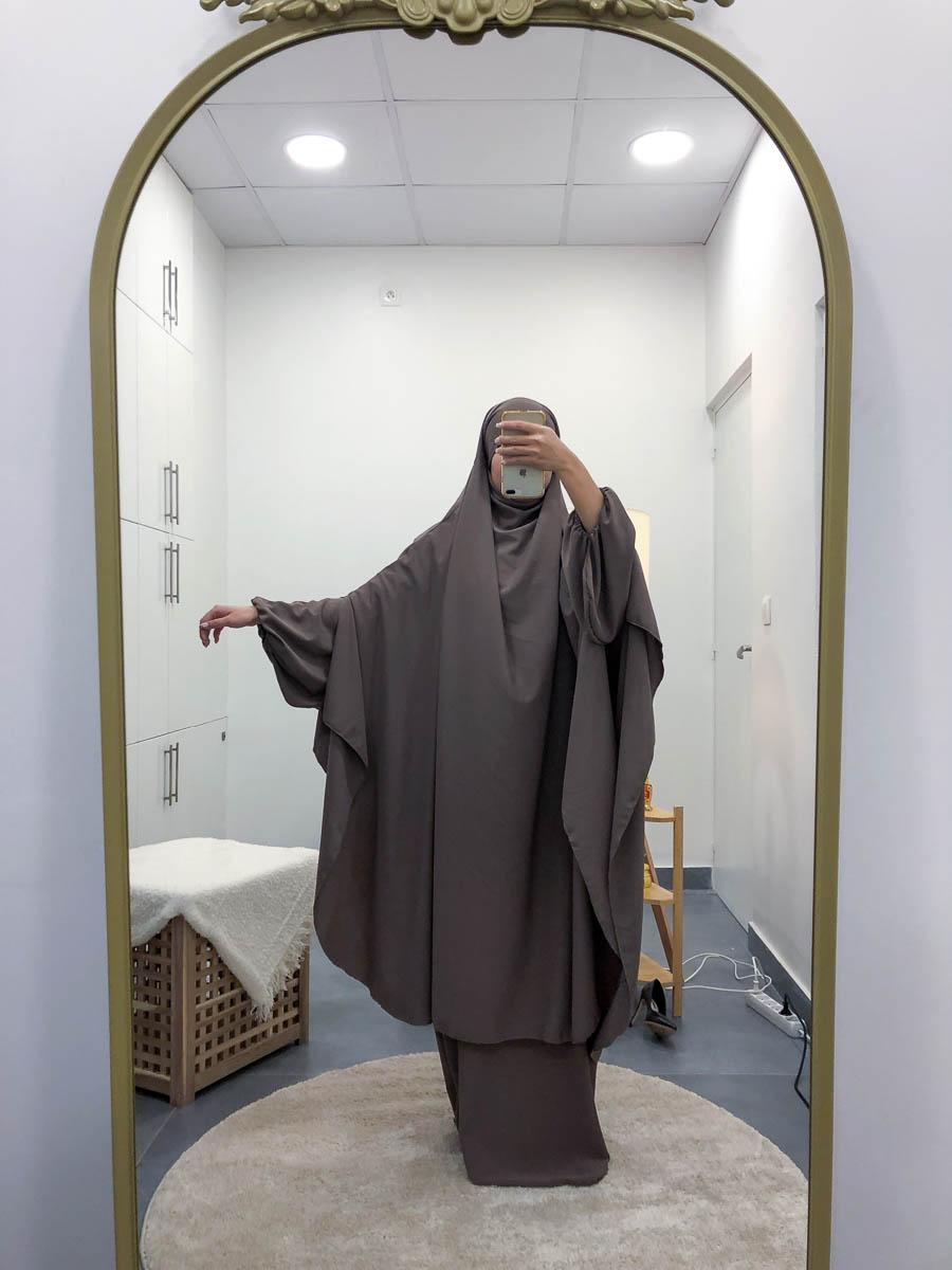 Medina silk 2-piece set (abaya + khimar)